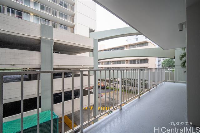 Building Photo - 2222 Aloha Dr