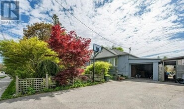 Building Photo - 690 Birchmount Rd