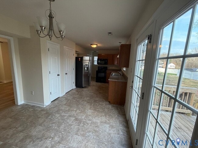 Building Photo - 1310 Rhode Island Ave