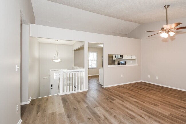 Foto del edificio - 1679 Harvest Hill Ln NW