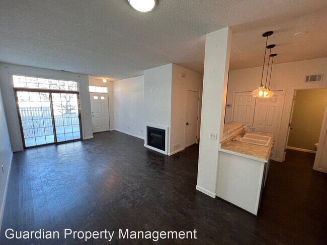 Building Photo - 2 br, 1.5 bath House - 2739 Mallard Dr
