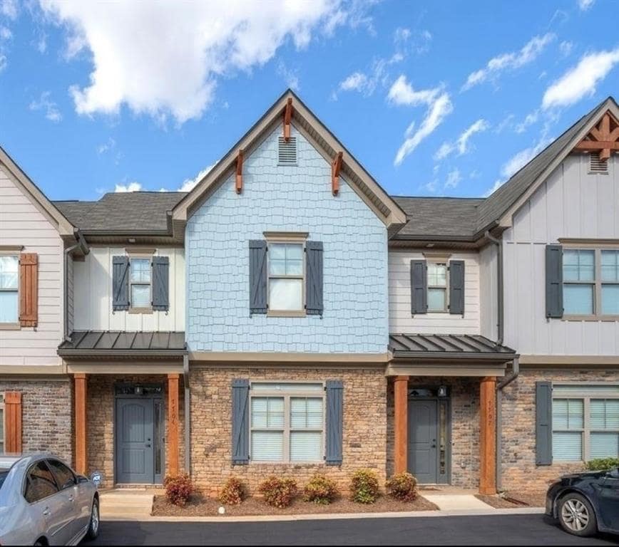 Primary Photo - 7704 Fawn Cir