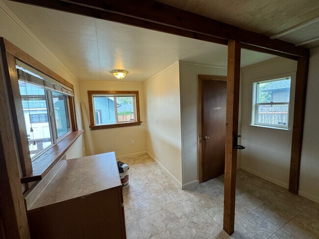 Foto del edificio - 3 bedroom house with a guest house