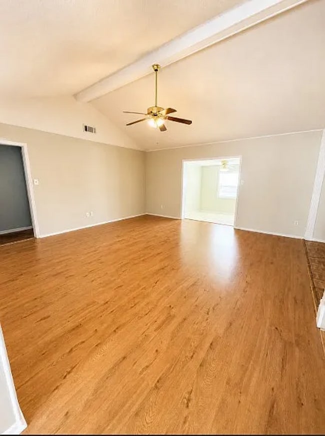 Foto del edificio - 1625 Glendale Ave