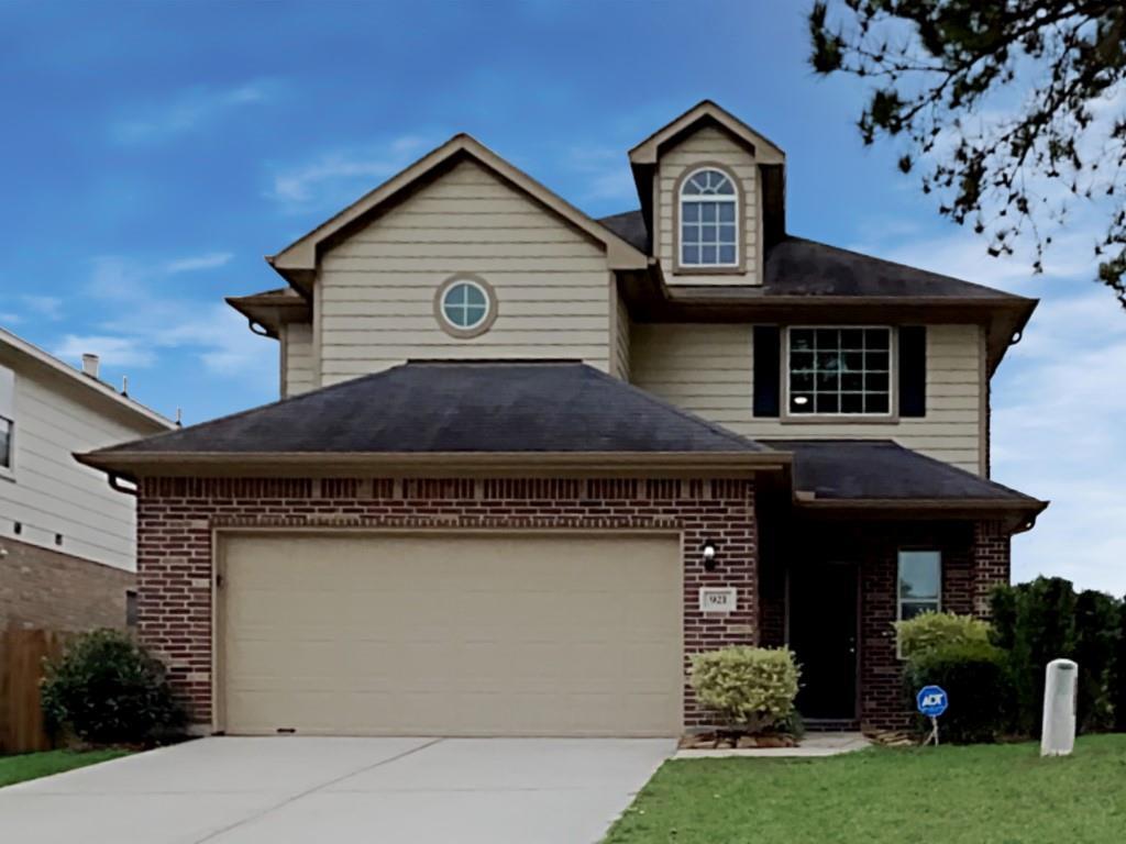 Foto principal - 921 Summer Wood Blvd
