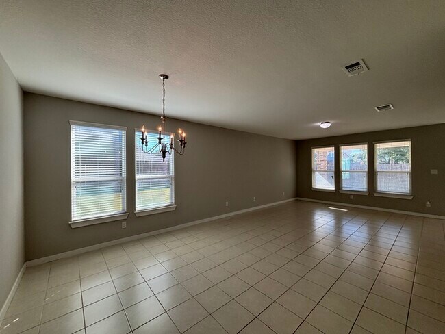 Foto del edificio - Move-in Special: 50% off second full month...