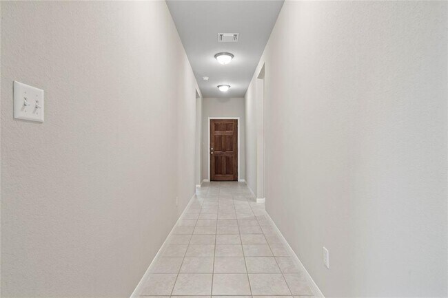 Building Photo - 244 Scenic Hills Cir