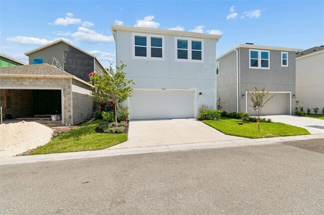 Foto del edificio - 2021 Amelia Bay Pl