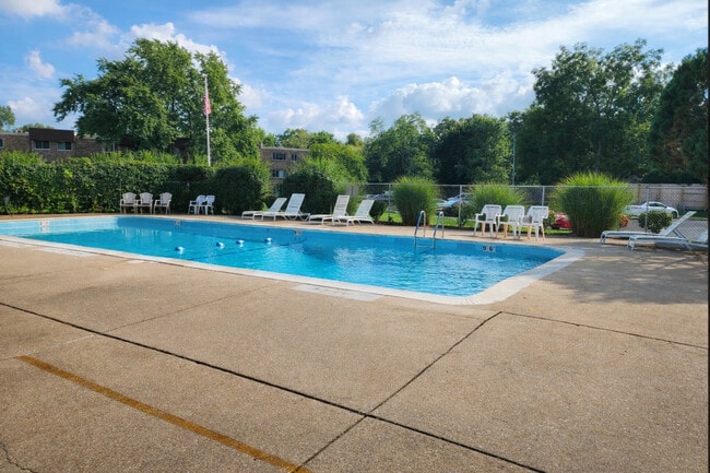 Foto del edificio - 2650 Brookwood Way Dr