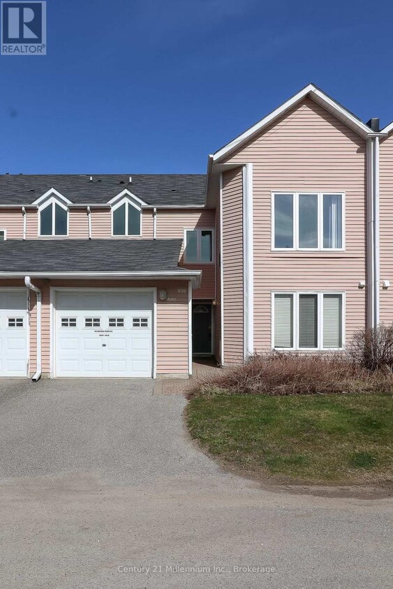 Primary Photo - 34-834 Dawson Dr