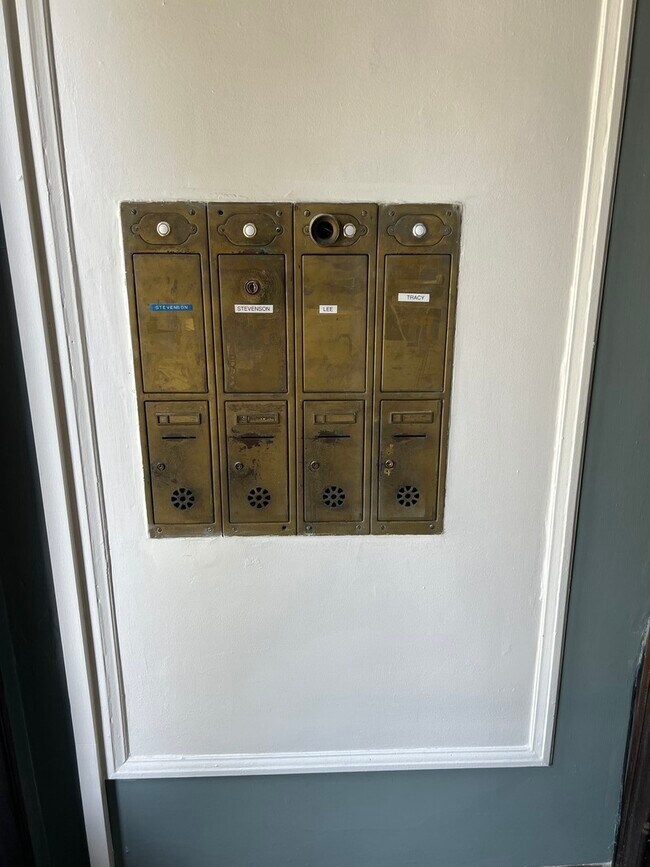 Foto del edificio - 5907 W Arthington St