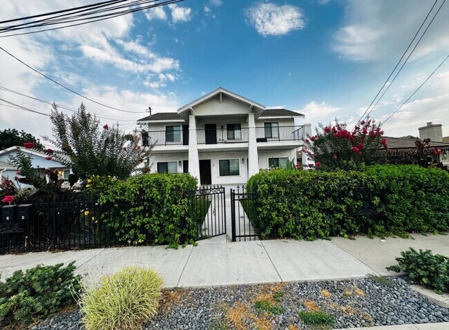 Foto del edificio - 823 W Orange St