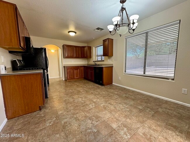 Foto del edificio - 2344 W White Feather Ln