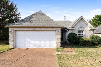 Building Photo - 7086 Lagrange Hill Dr