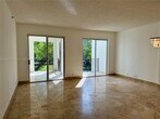 Foto principal - 3700 Island Blvd
