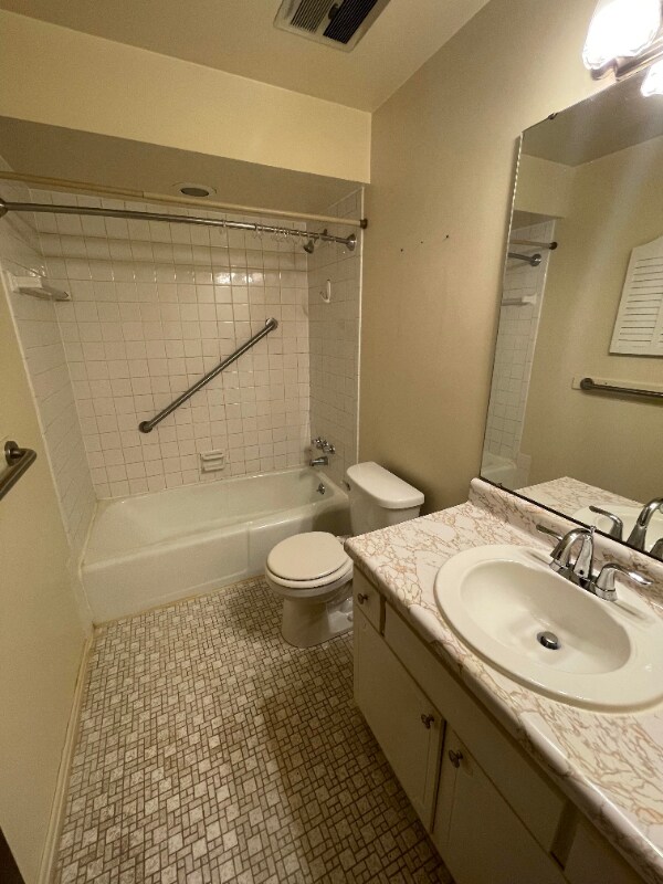 Foto del edificio - 920 Wildlife Lodge Rd