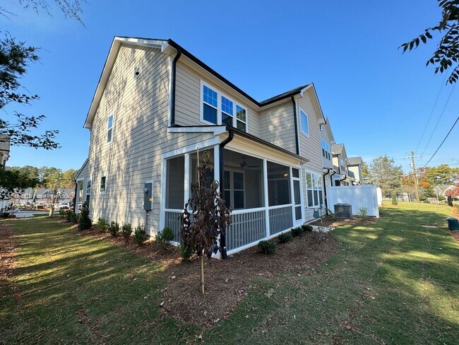 Foto del edificio - 2422 Greshford Ln