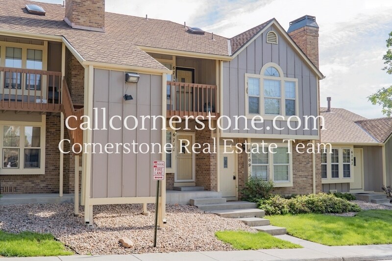 Foto principal - 6711 Overland Dr