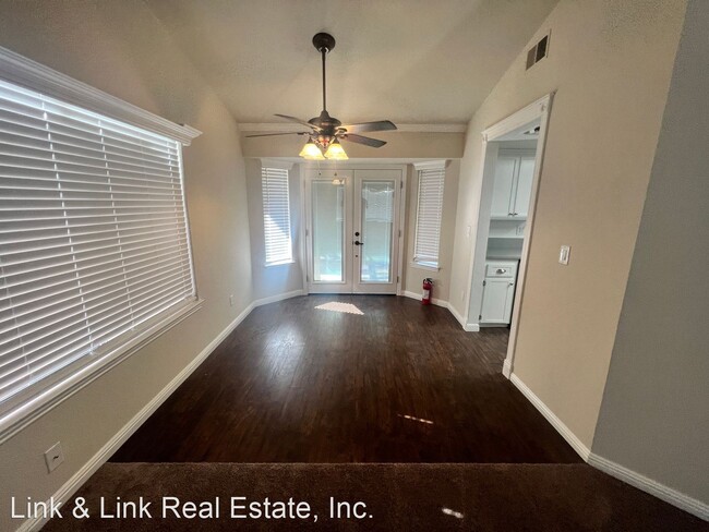 Building Photo - 3 br, 2 bath House - 561 Amanda Court