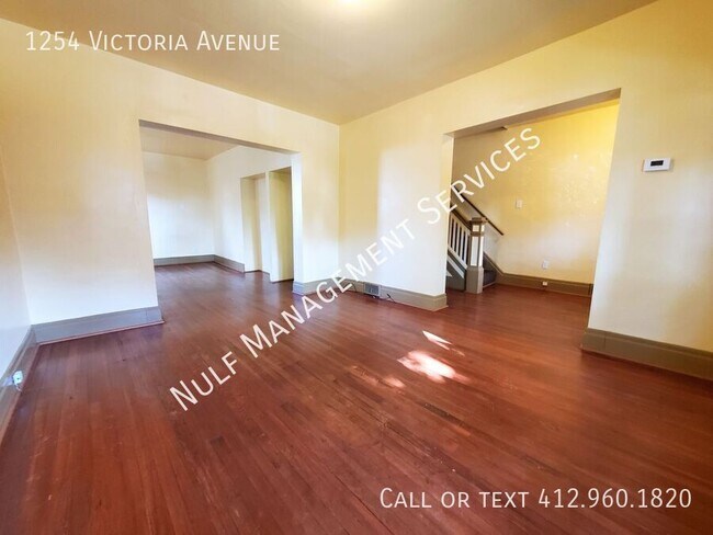 Foto del edificio - 1254 Victoria Ave