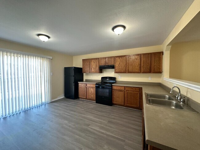 Foto del edificio - 12411 Avens Arbor