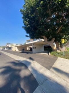 Foto del edificio - 484 Morning Canyon Rd