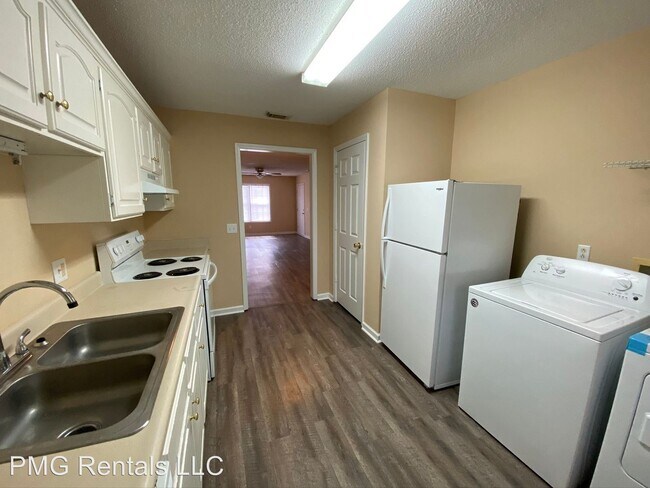 Foto del edificio - 1205 Beaver Creek Dr