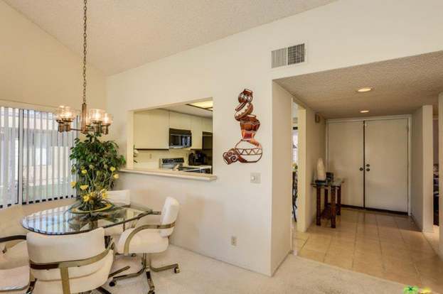 Foto del edificio - 7500 Regency Dr