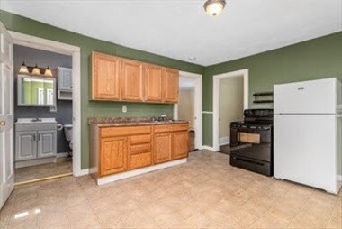 Primary Photo - 282 Park St
