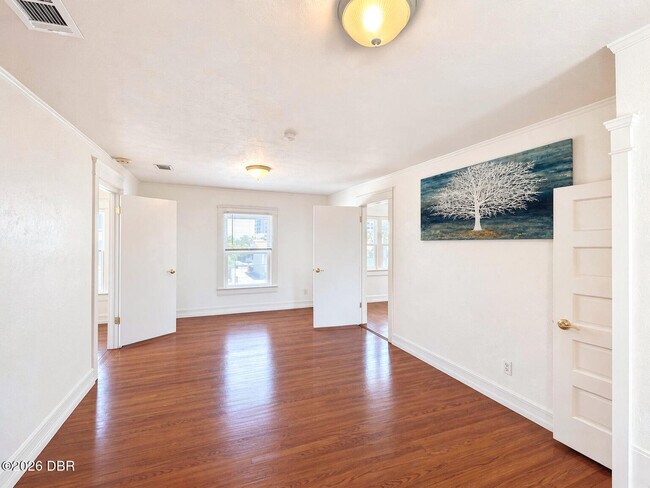 Foto del edificio - 431 N Grandview Ave