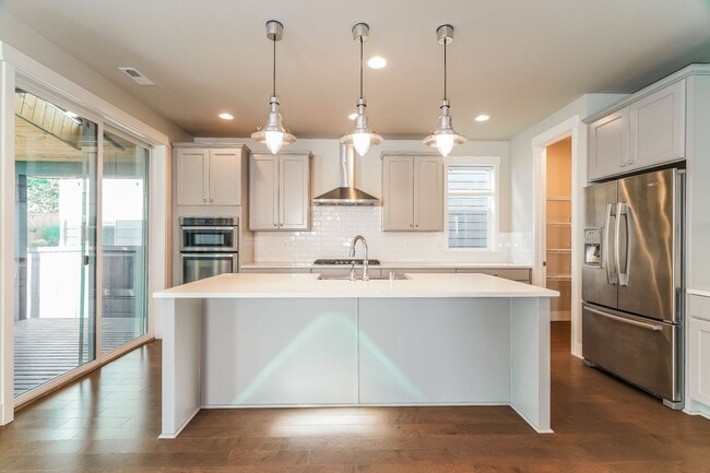 Foto del edificio - 4 Bedroom 2.5 Bath. Cul-de-Sac Home. Beaut...