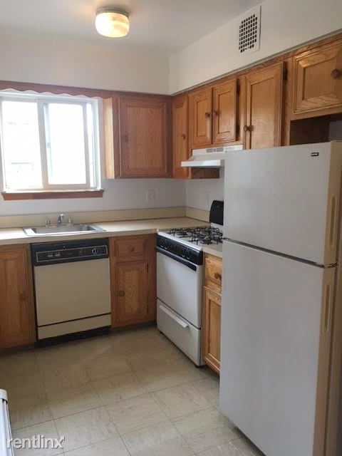Building Photo - 3086 47th St