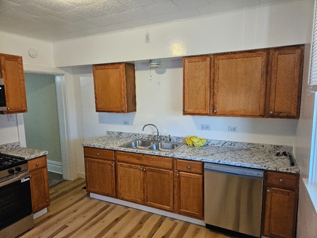 Photo - 1218A Valley St Townhome