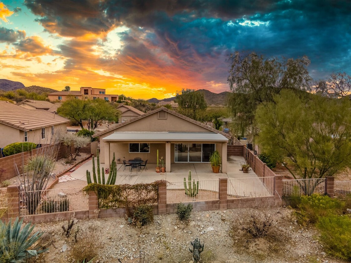 Primary Photo - Saguaro Ridge