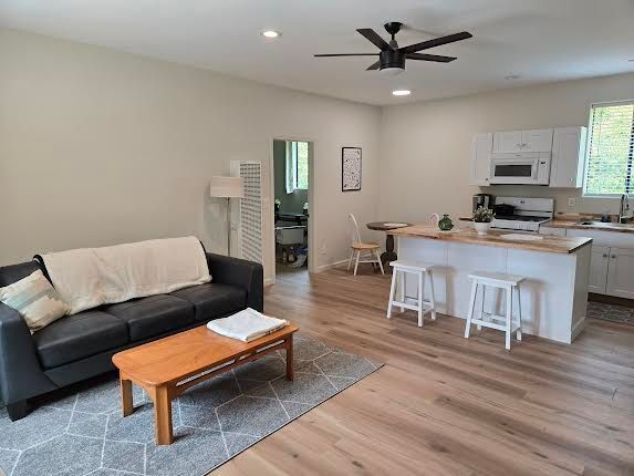 Building Photo - 2157 Laguna Negra Ln