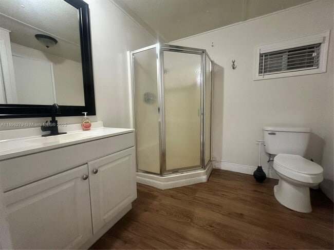 Building Photo - 3082 Hibiscus Cir