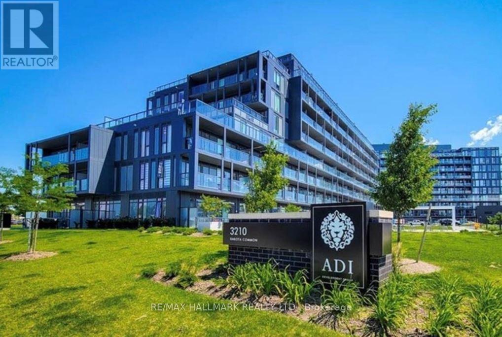 Photo principale - 3210 Dakota Cmn