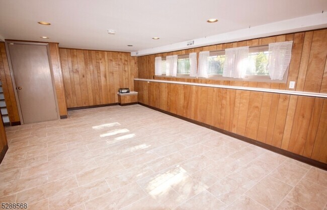 Building Photo - 1425 Boynton Ave