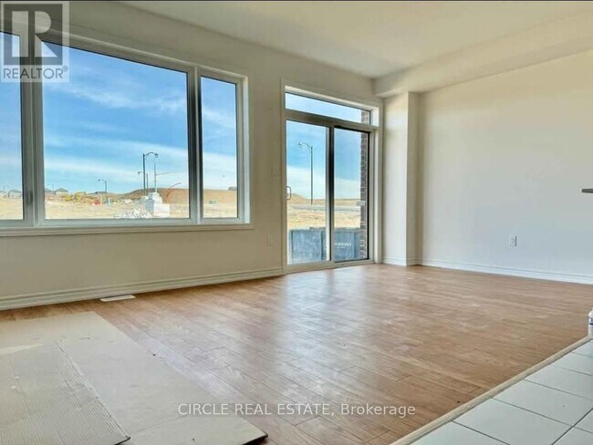 Building Photo - 753 Carpenter Trl