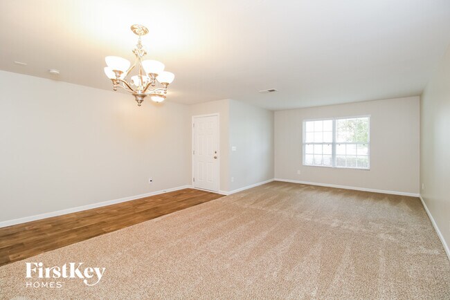 Building Photo - 3828 Edgewood Terrace Rd