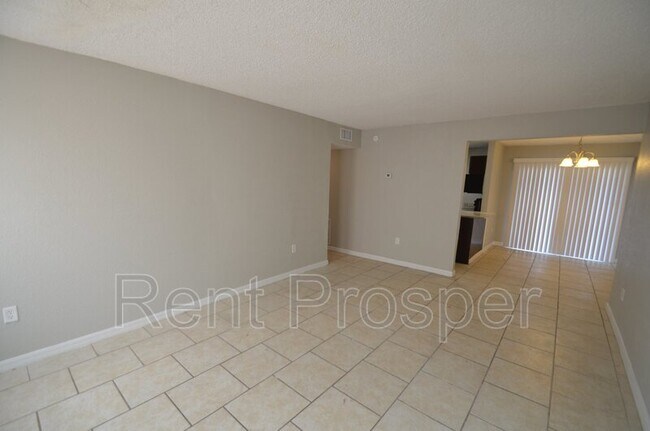 Foto del edificio - 2771 L B McLeod Rd