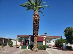 Building Photo - 2650 W Union Hills Dr
