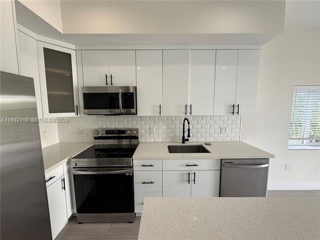 Foto del edificio - 1786 SW 9th St