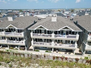 Building Photo - 1051 Oceanfront