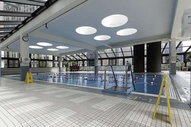 Pool - 405 N Wabash Ave