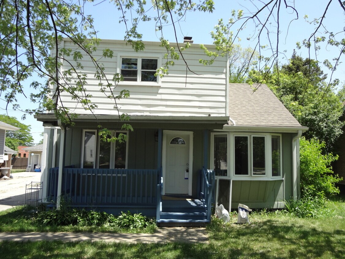 Primary Photo - 4115 N Lincoln St