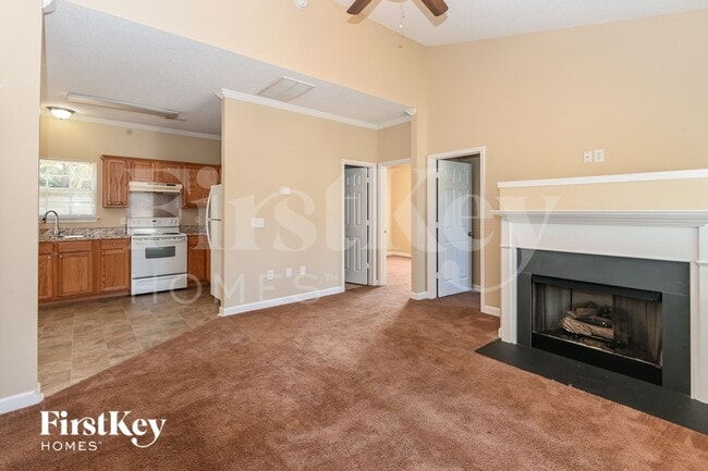 Building Photo - 327 Olde North Church Dr