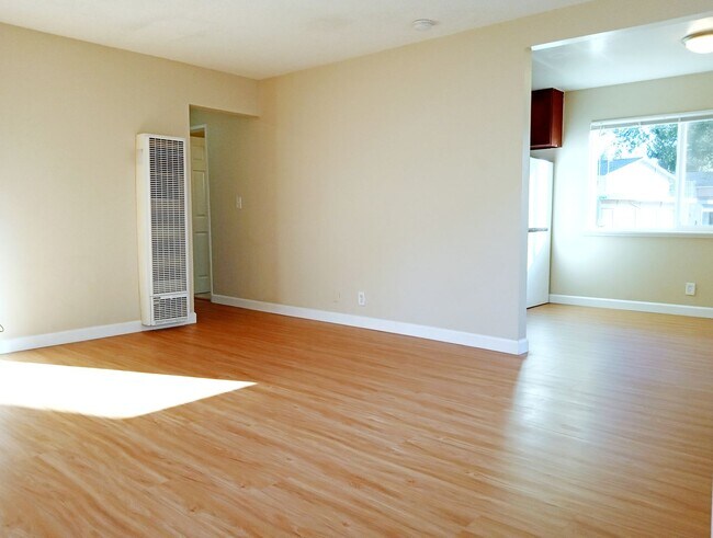 Building Photo - viam31