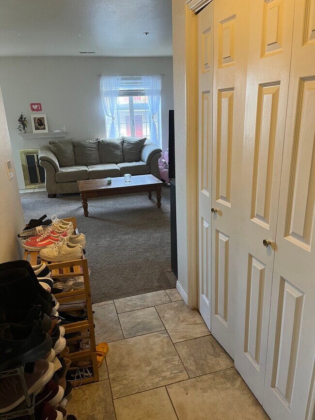 More storage in Entryway - 642 N 200 E