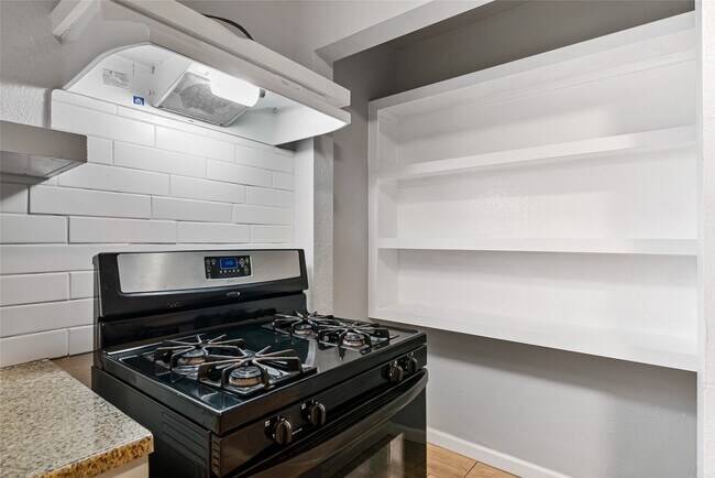 Building Photo - 3117 Isabella St